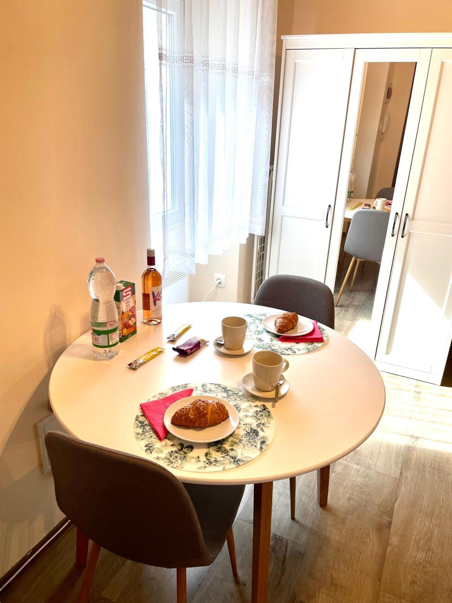 Apartament Lovely Urban Retreat -